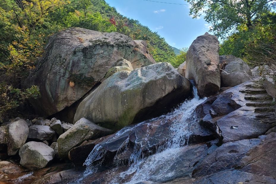Waterfall on the hike to Baegundae Peak In Bukhansan
